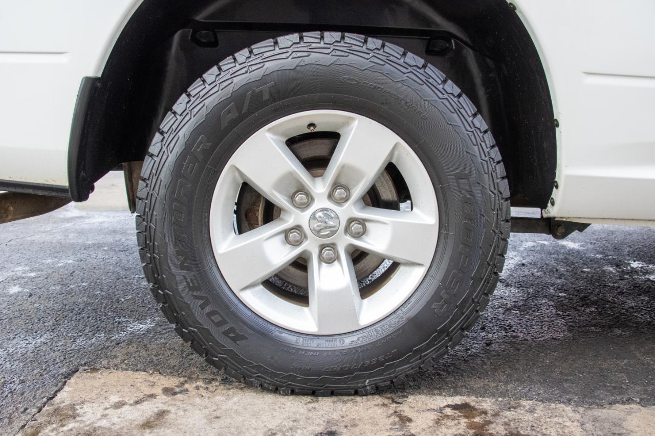 RAM 1500 2WD Reg Cab 140.5" Tradesman 2014