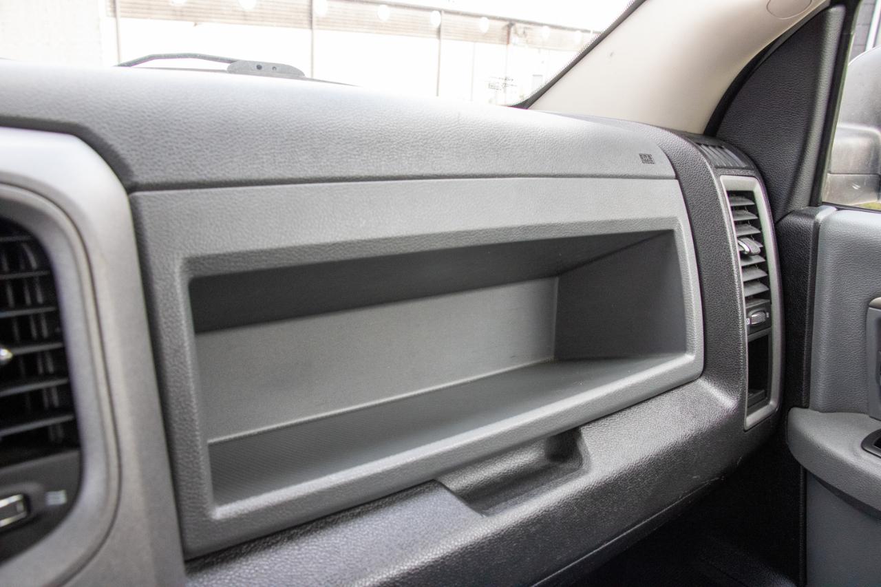 RAM 1500 2WD Reg Cab 140.5" Tradesman 2014