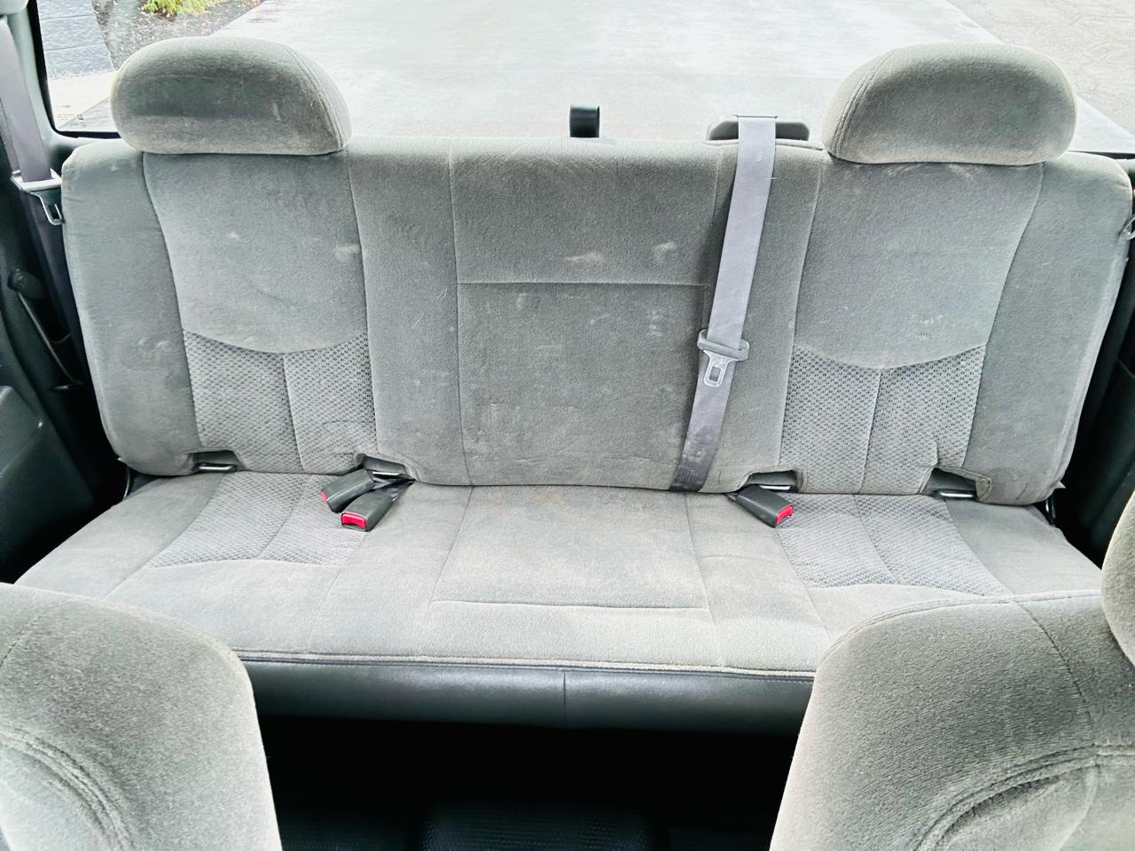 Chevrolet Silverado 3500 Ext Cab 157.5" WB 4WD SRW Wrk Trk 2006