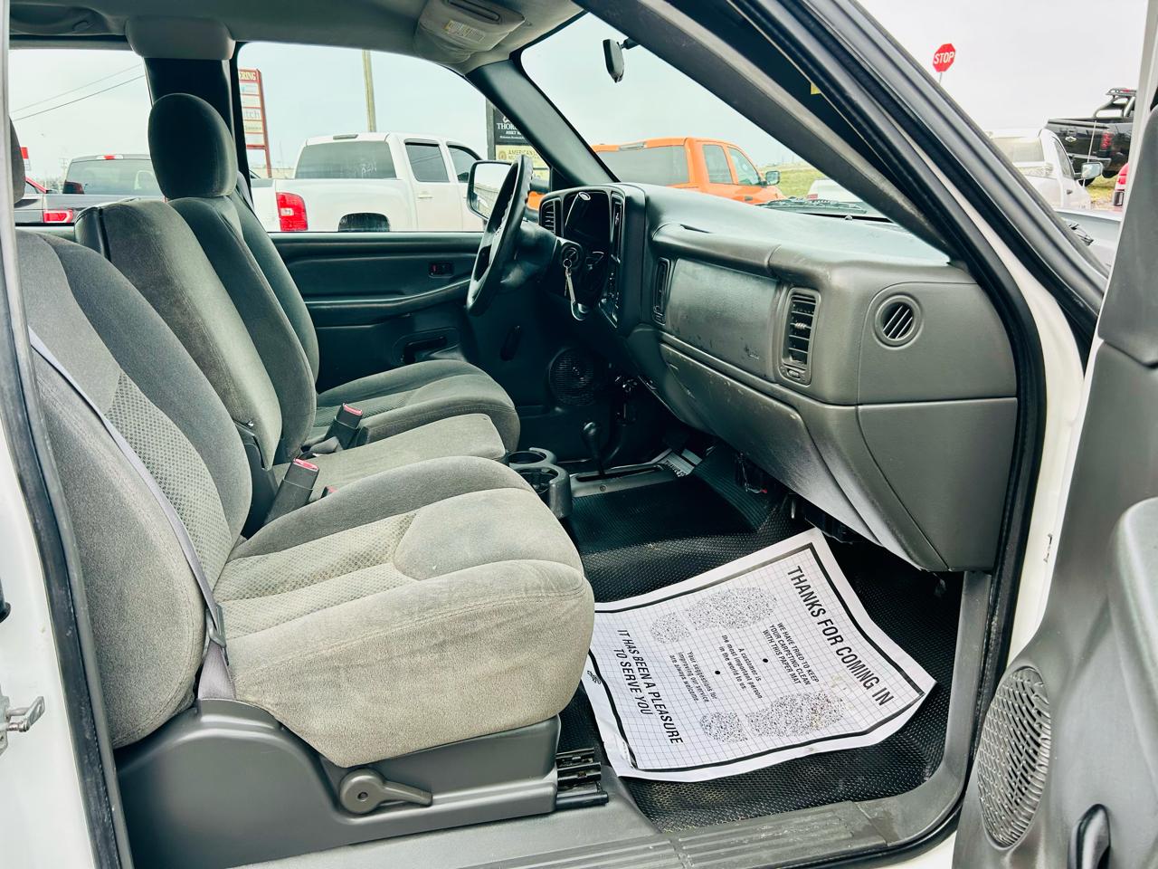 Chevrolet Silverado 3500 Ext Cab 157.5" WB 4WD SRW Wrk Trk 2006