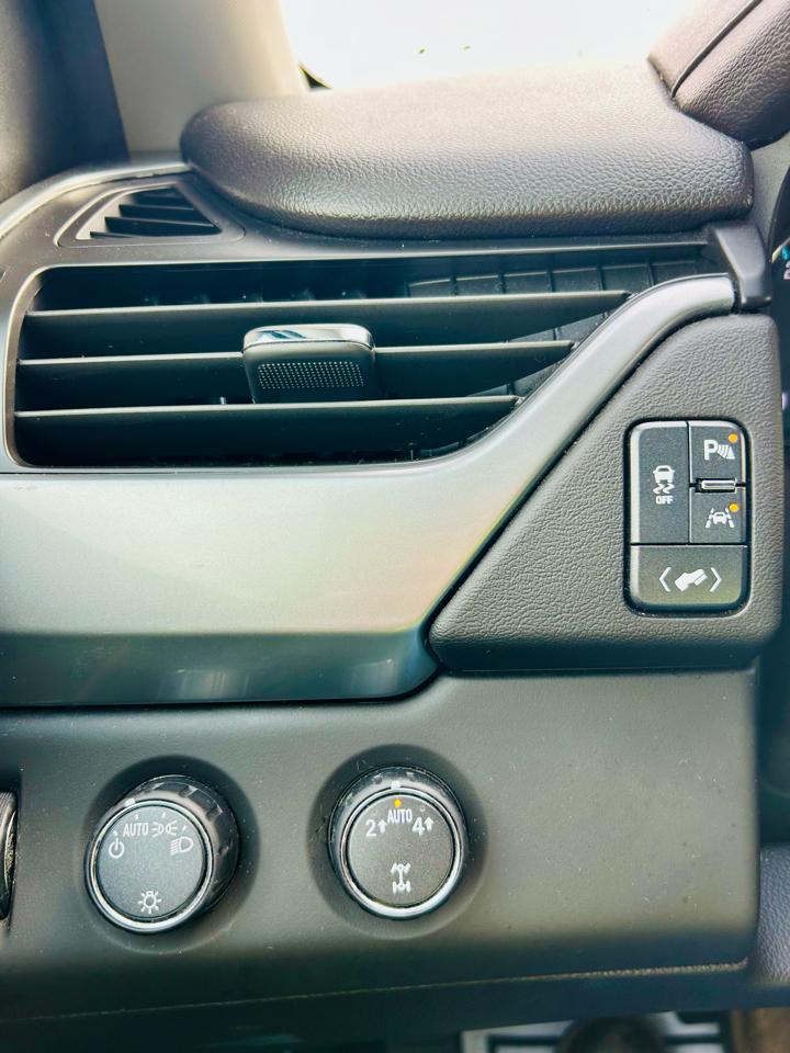 Chevrolet Tahoe 4WD 4dr LT 2018