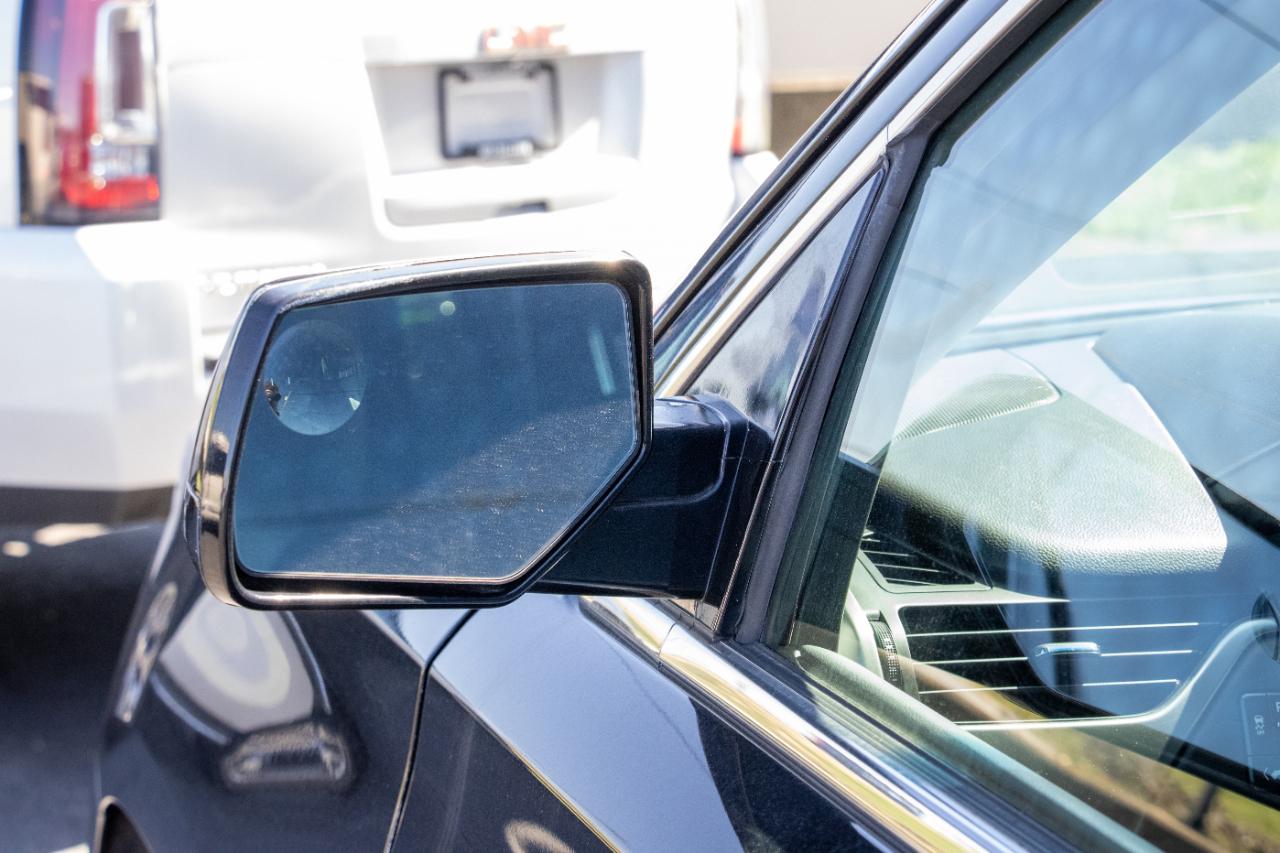 Chevrolet Tahoe 4WD 4dr LT 2018