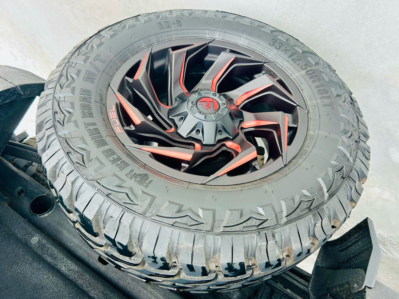 Chevrolet Silverado 1500 4WD Crew Cab 143.5" LTZ w/2LZ 2018