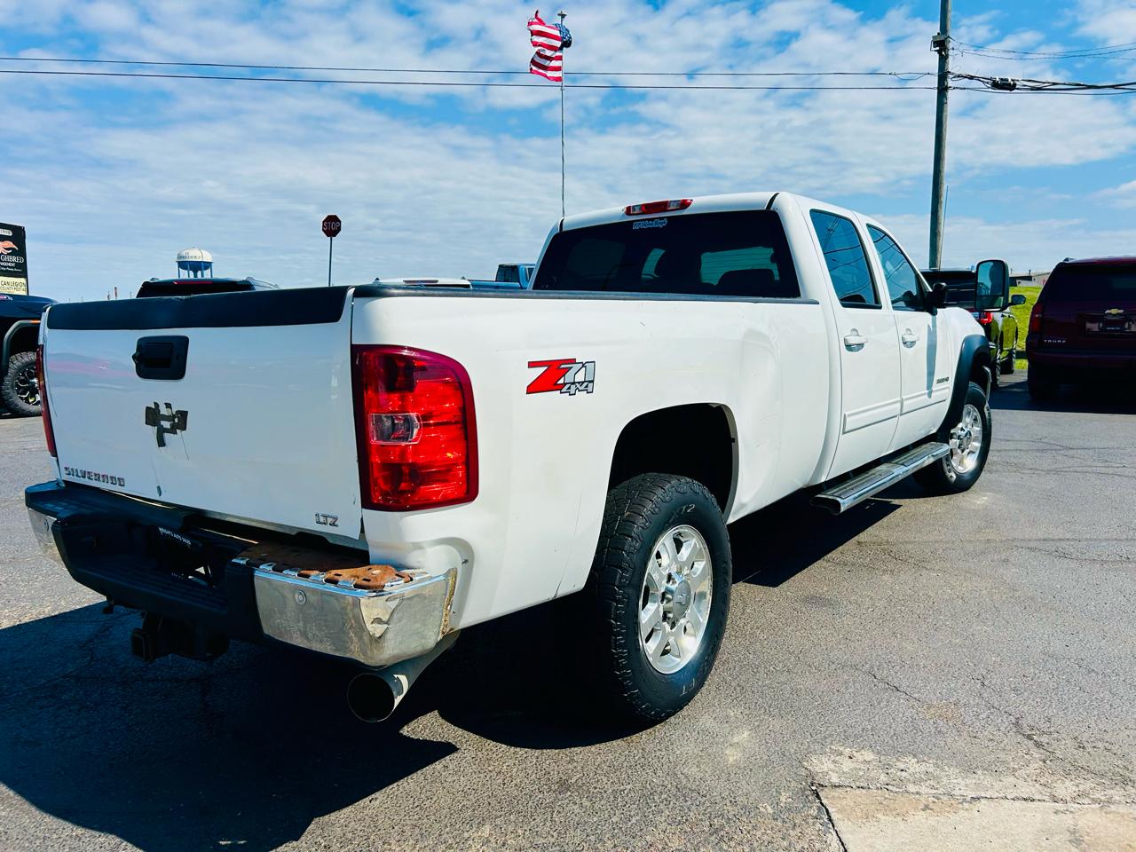 Chevrolet Silverado 3500HD LTZ Crew Cab 4WD 2014