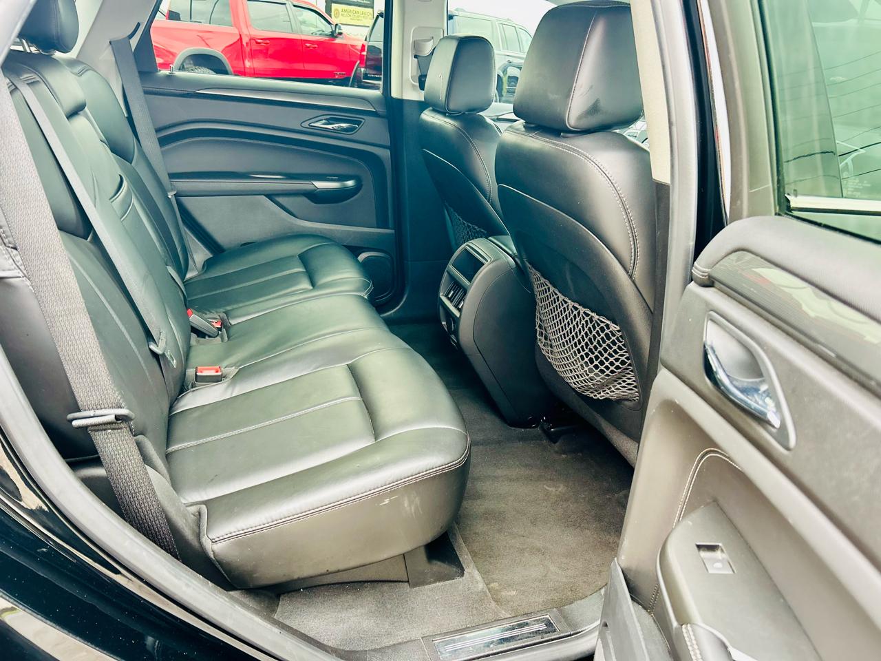 Cadillac SRX FWD 4dr Base 2012