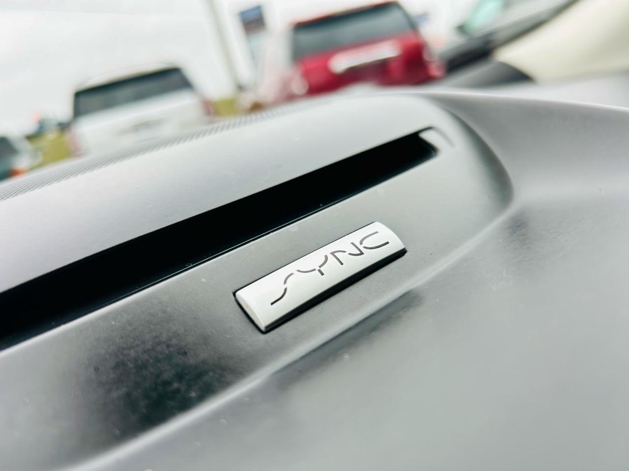 Ford Escape 4WD 4dr Titanium 2015