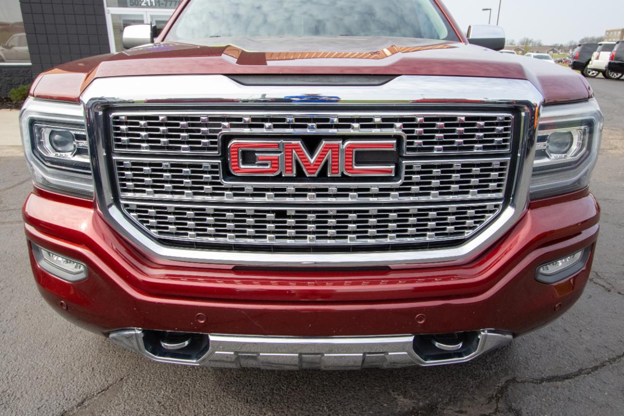 GMC Sierra 1500 4WD Crew Cab 143.5" Denali 2017