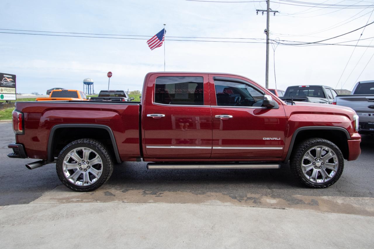 GMC Sierra 1500 4WD Crew Cab 143.5" Denali 2017