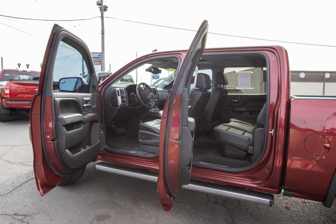 GMC Sierra 1500 4WD Crew Cab 143.5" Denali 2017