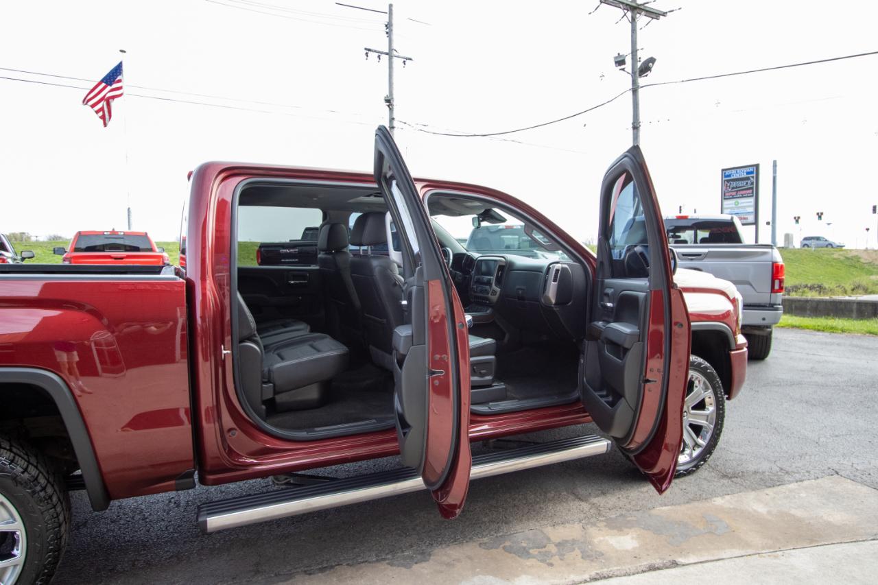 GMC Sierra 1500 4WD Crew Cab 143.5" Denali 2017