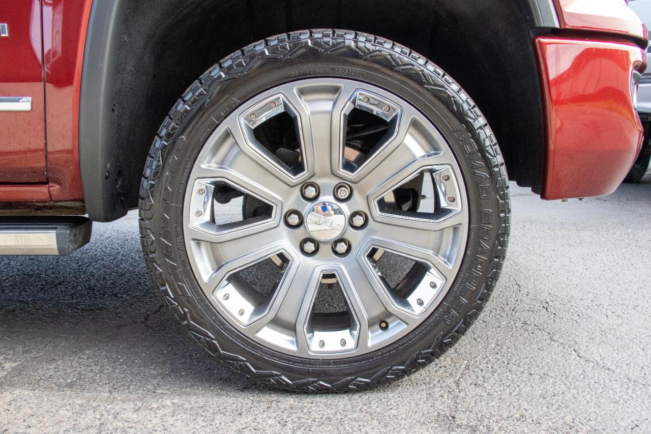 GMC Sierra 1500 4WD Crew Cab 143.5" Denali 2017