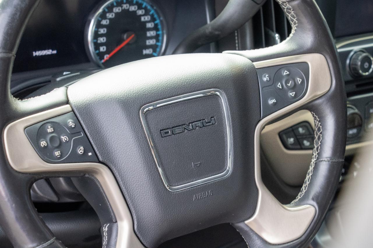 GMC Sierra 1500 4WD Crew Cab 143.5" Denali 2017