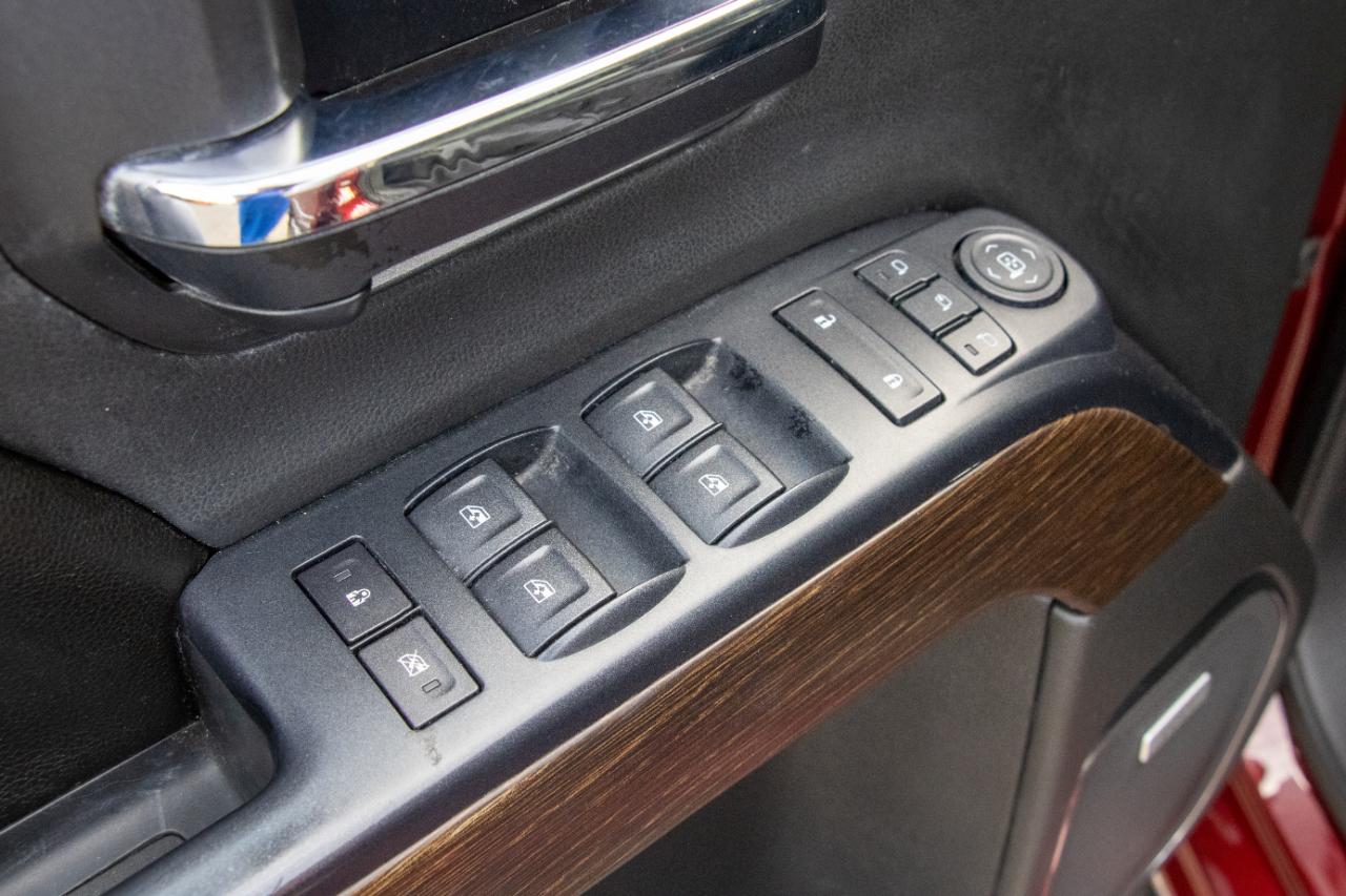 GMC Sierra 1500 4WD Crew Cab 143.5" Denali 2017