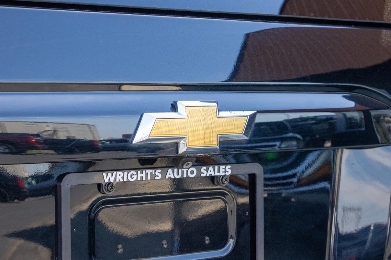 Chevrolet Suburban 4WD 4dr LTZ 2015