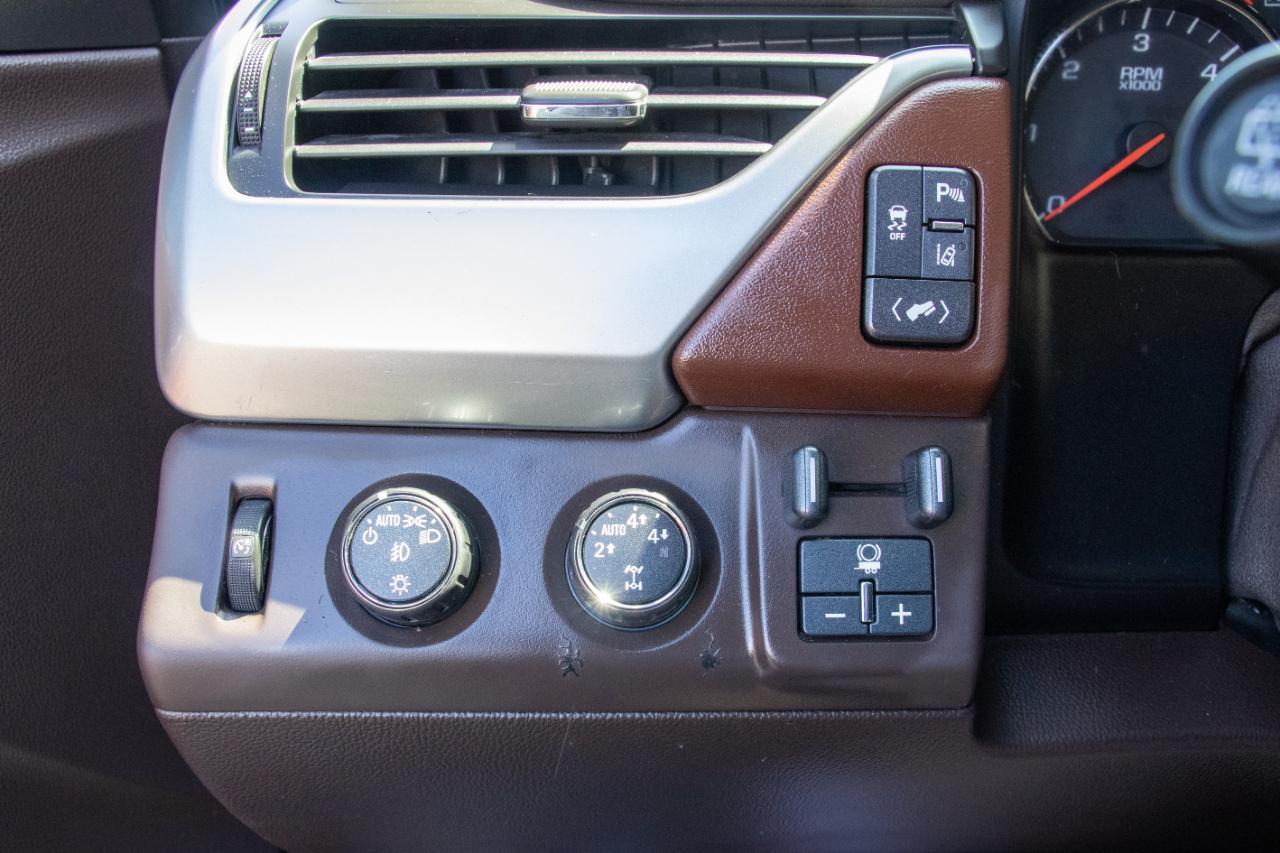 Chevrolet Suburban 4WD 4dr LTZ 2015