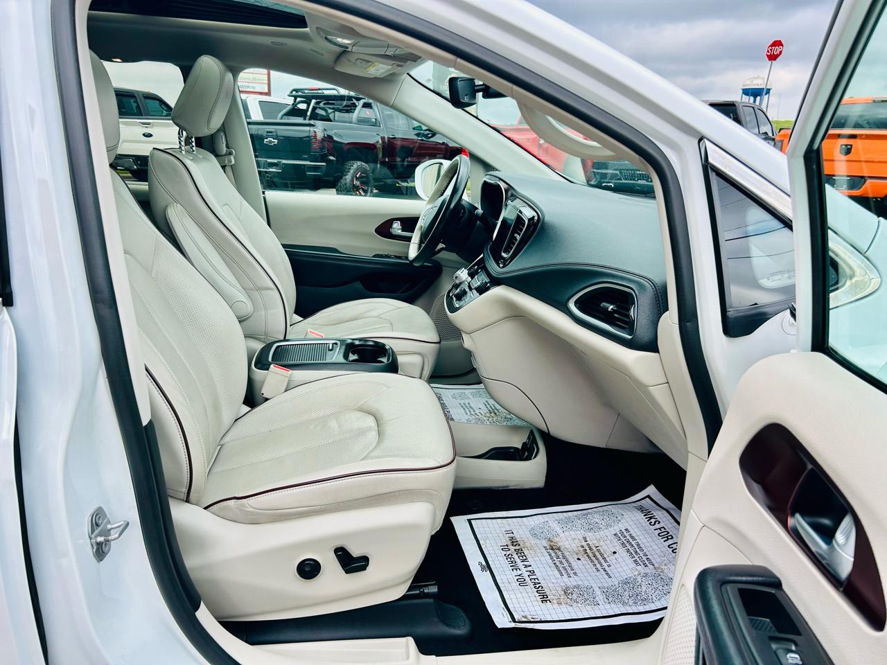 Chrysler Pacifica Limited FWD 2019