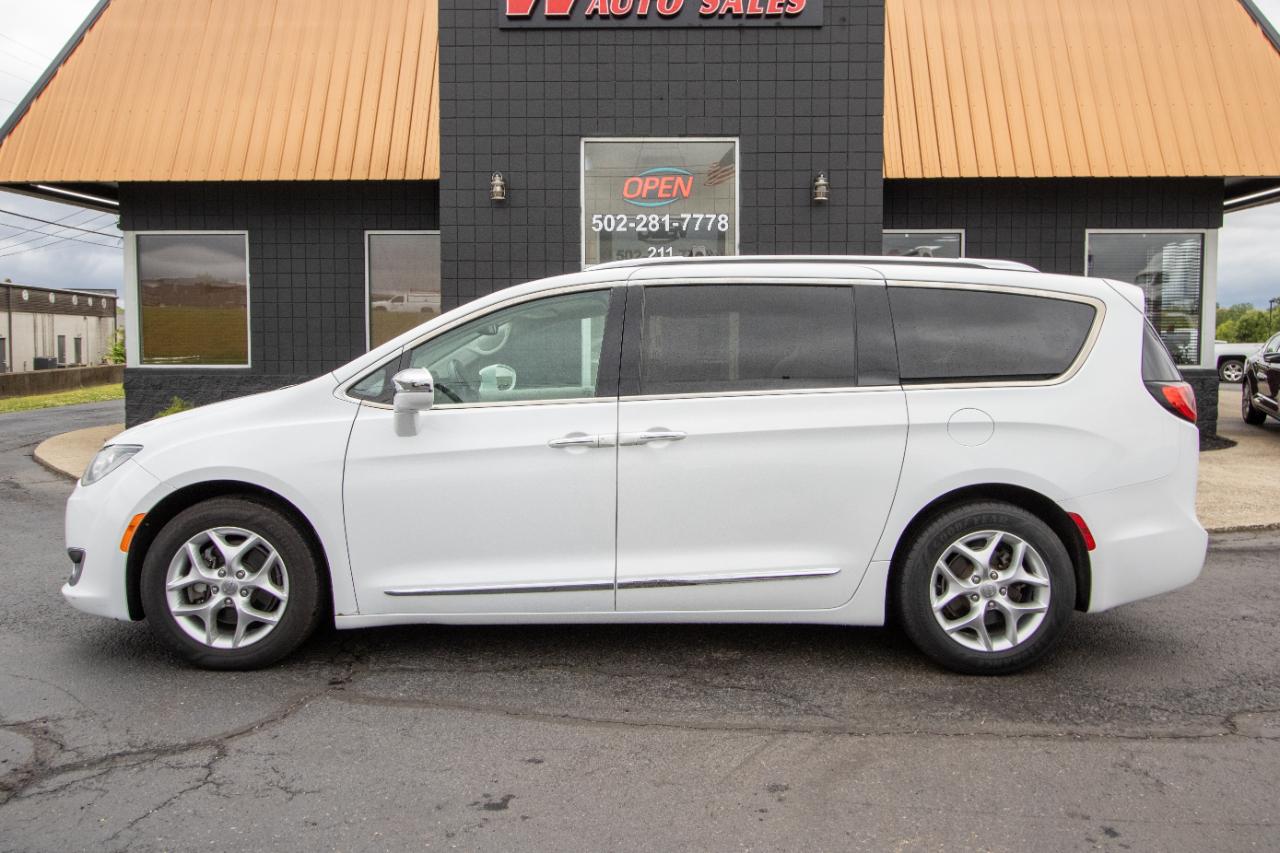 Chrysler Pacifica Limited FWD 2019