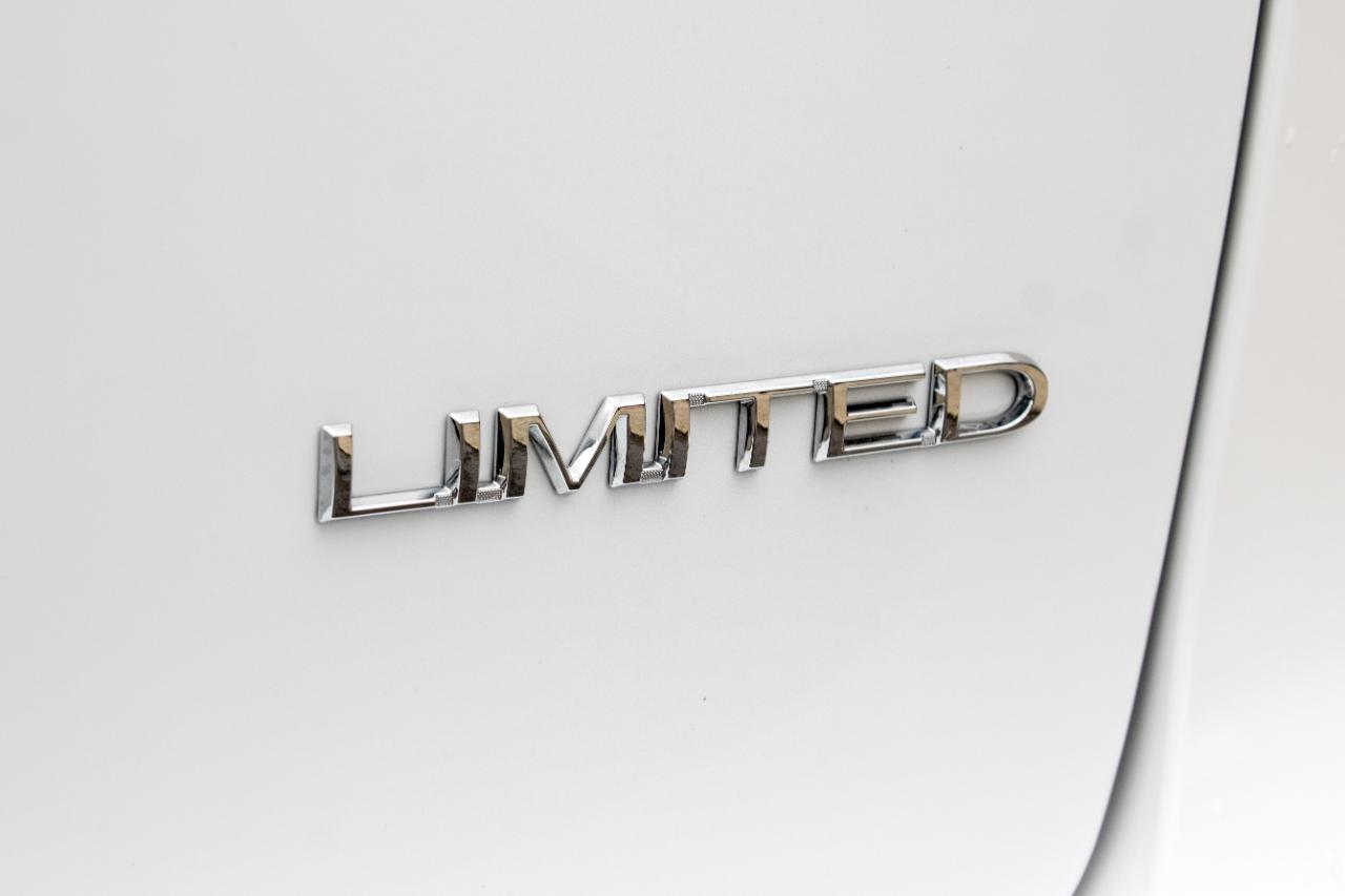 Chrysler Pacifica Limited FWD 2019