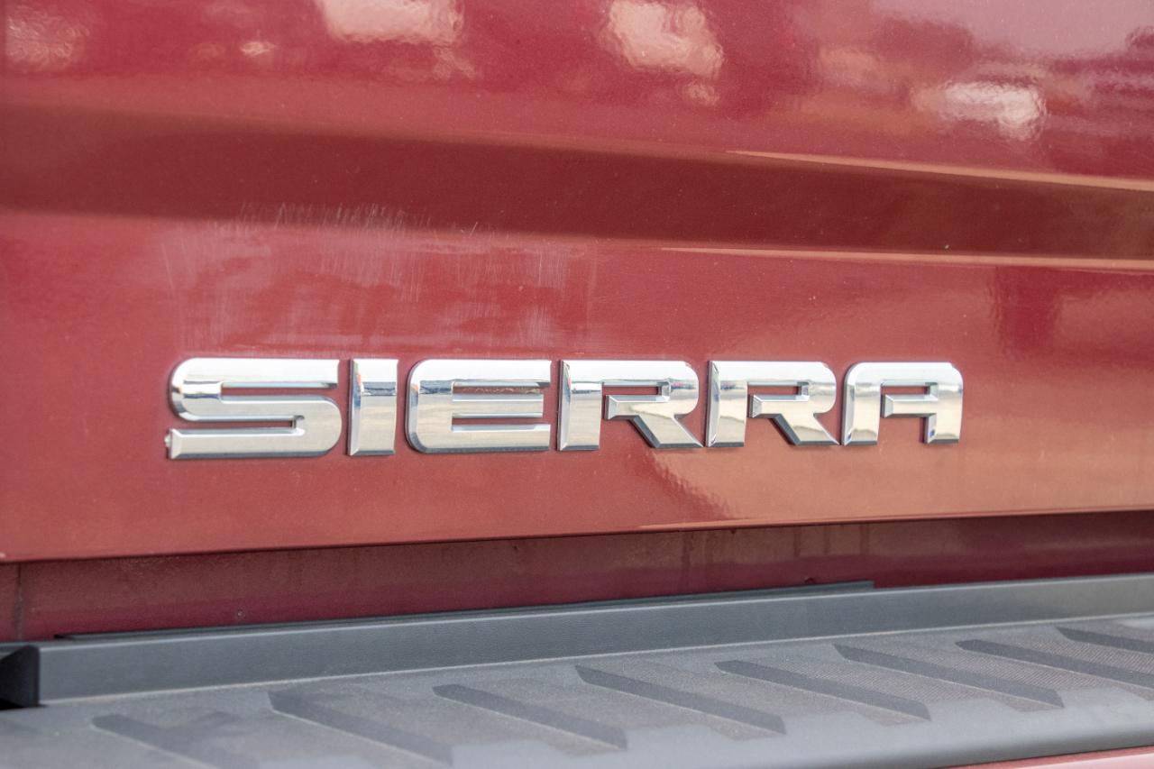 GMC Sierra 1500 4WD Crew Cab 153.0" SLT 2014