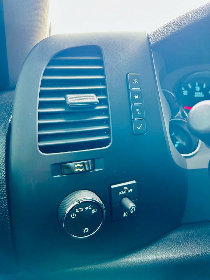 Chevrolet Silverado 1500 4WD Ext Cab 143.5" LT 2012