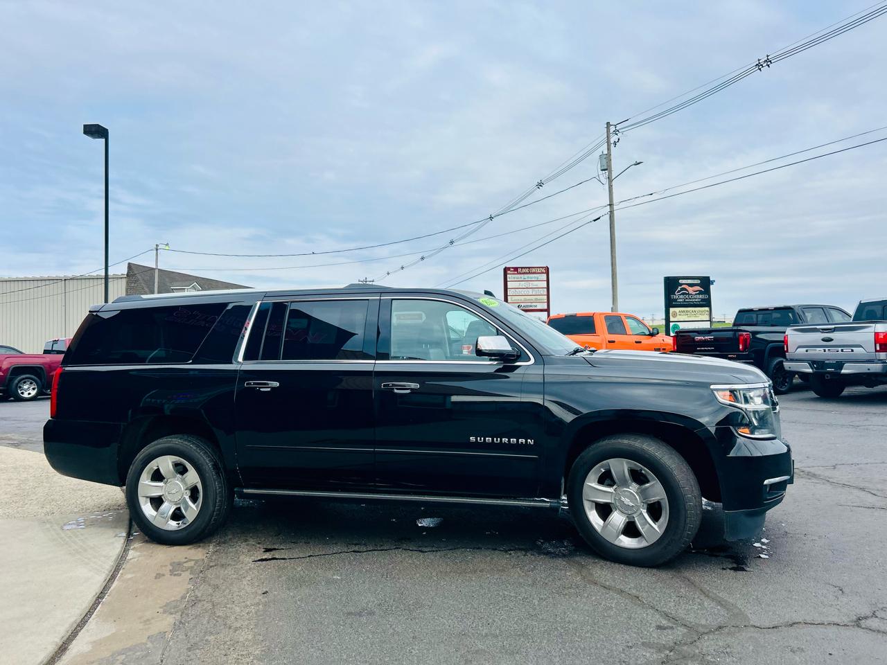 Chevrolet Suburban 4WD 4dr 1500 Premier 2017