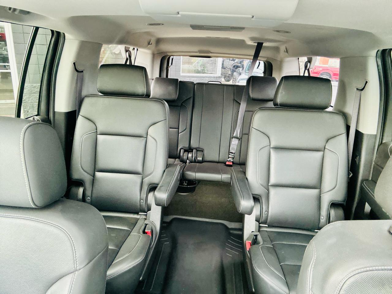 Chevrolet Suburban 4WD 4dr 1500 Premier 2017