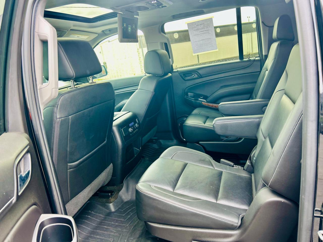 Chevrolet Suburban 4WD 4dr 1500 Premier 2017