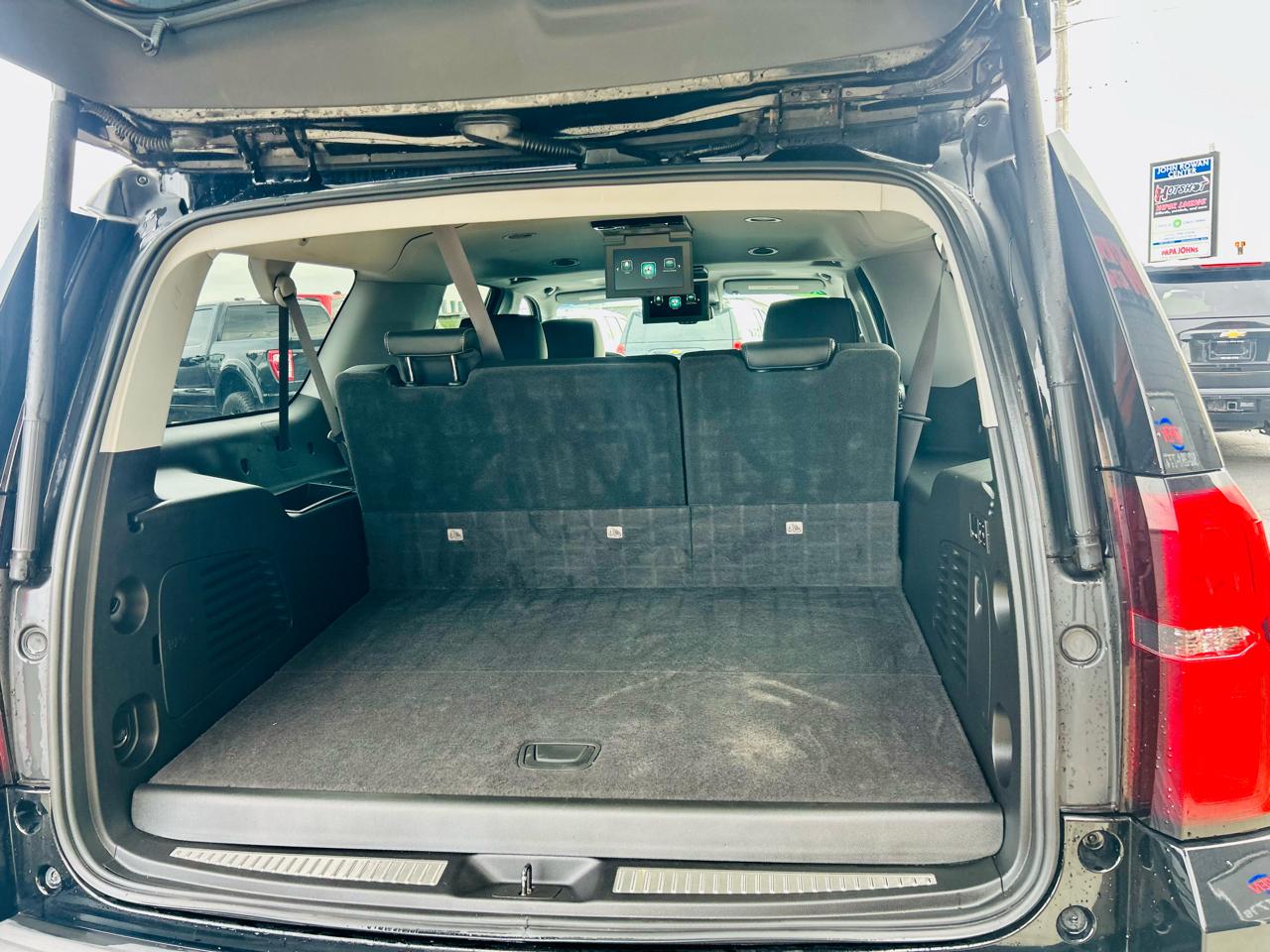 Chevrolet Suburban 4WD 4dr 1500 Premier 2017