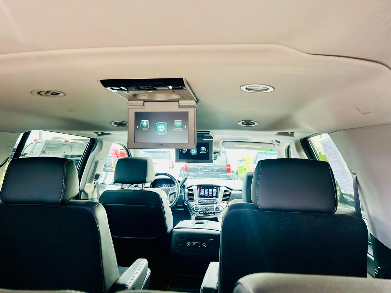 Chevrolet Suburban 4WD 4dr 1500 Premier 2017