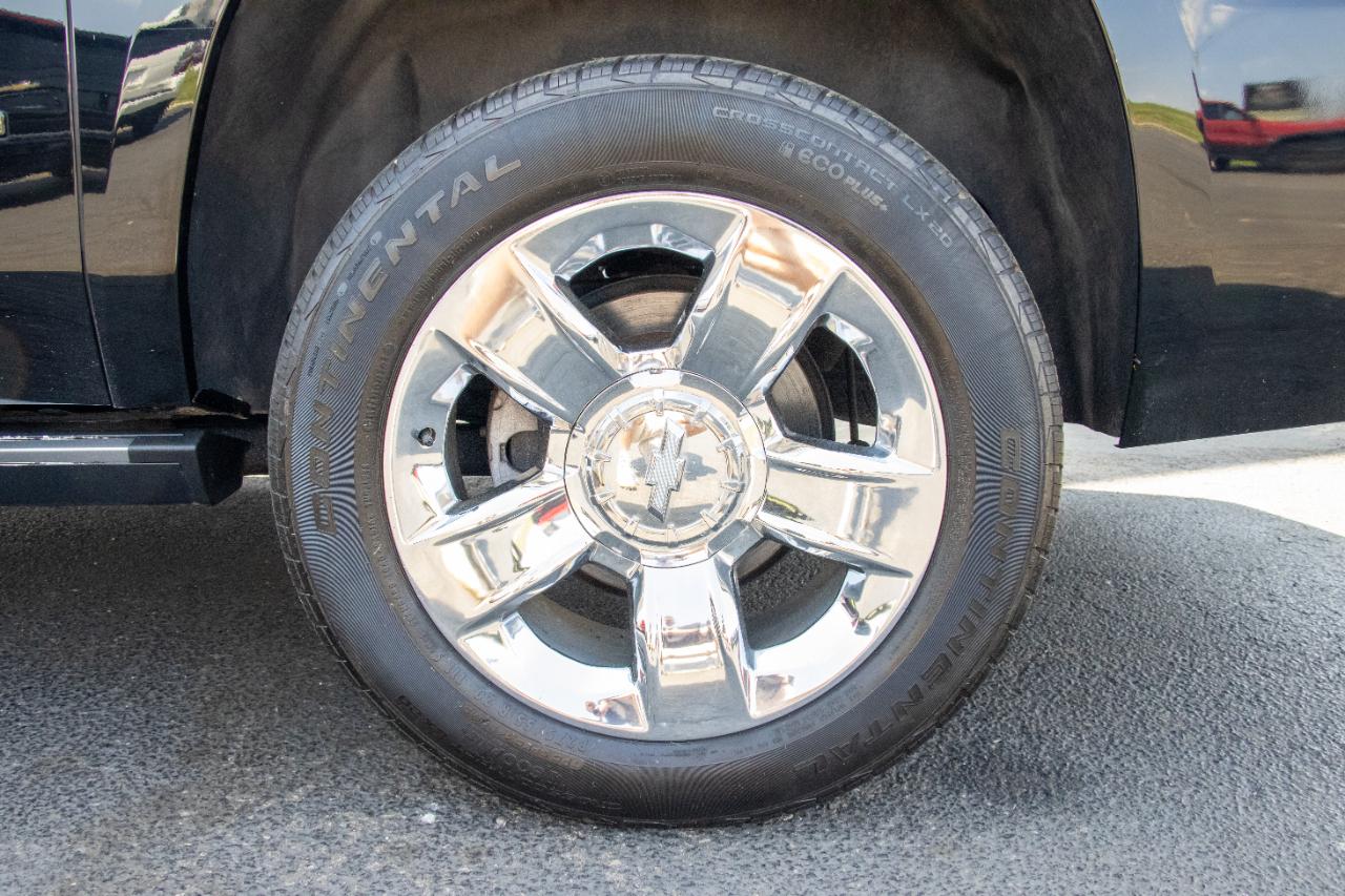 Chevrolet Suburban 4WD 4dr 1500 Premier 2017