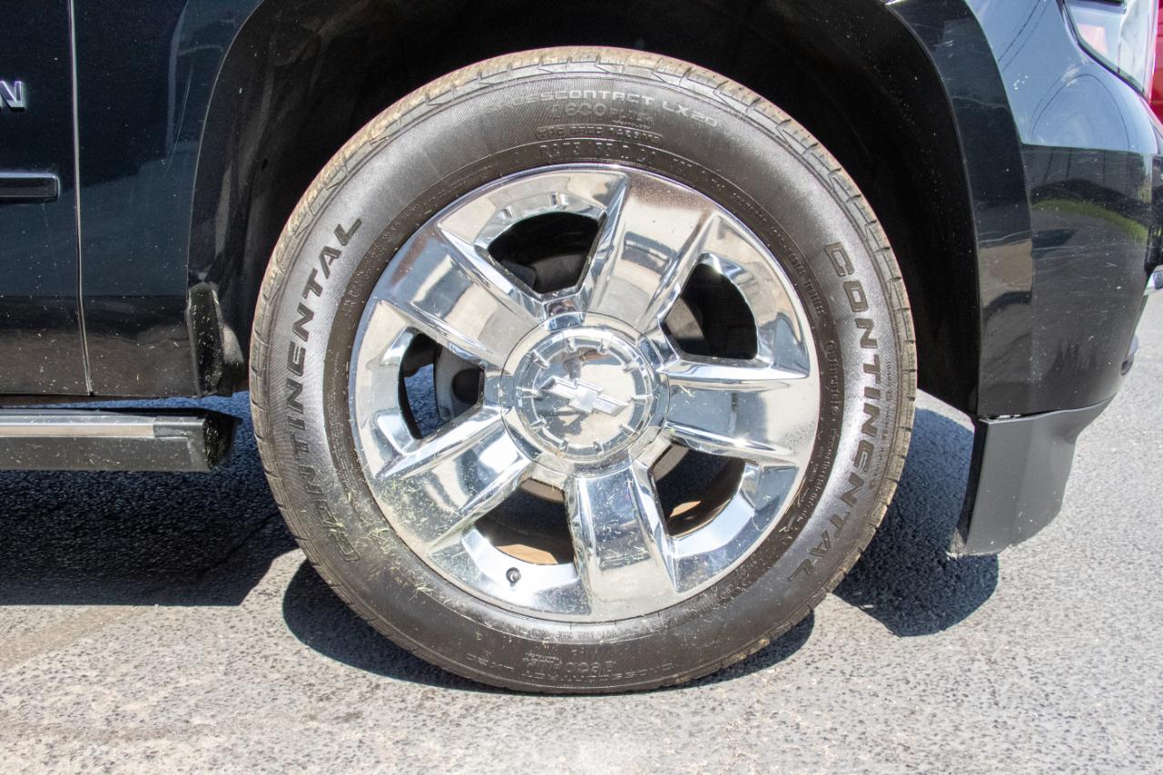 Chevrolet Suburban 4WD 4dr 1500 Premier 2017