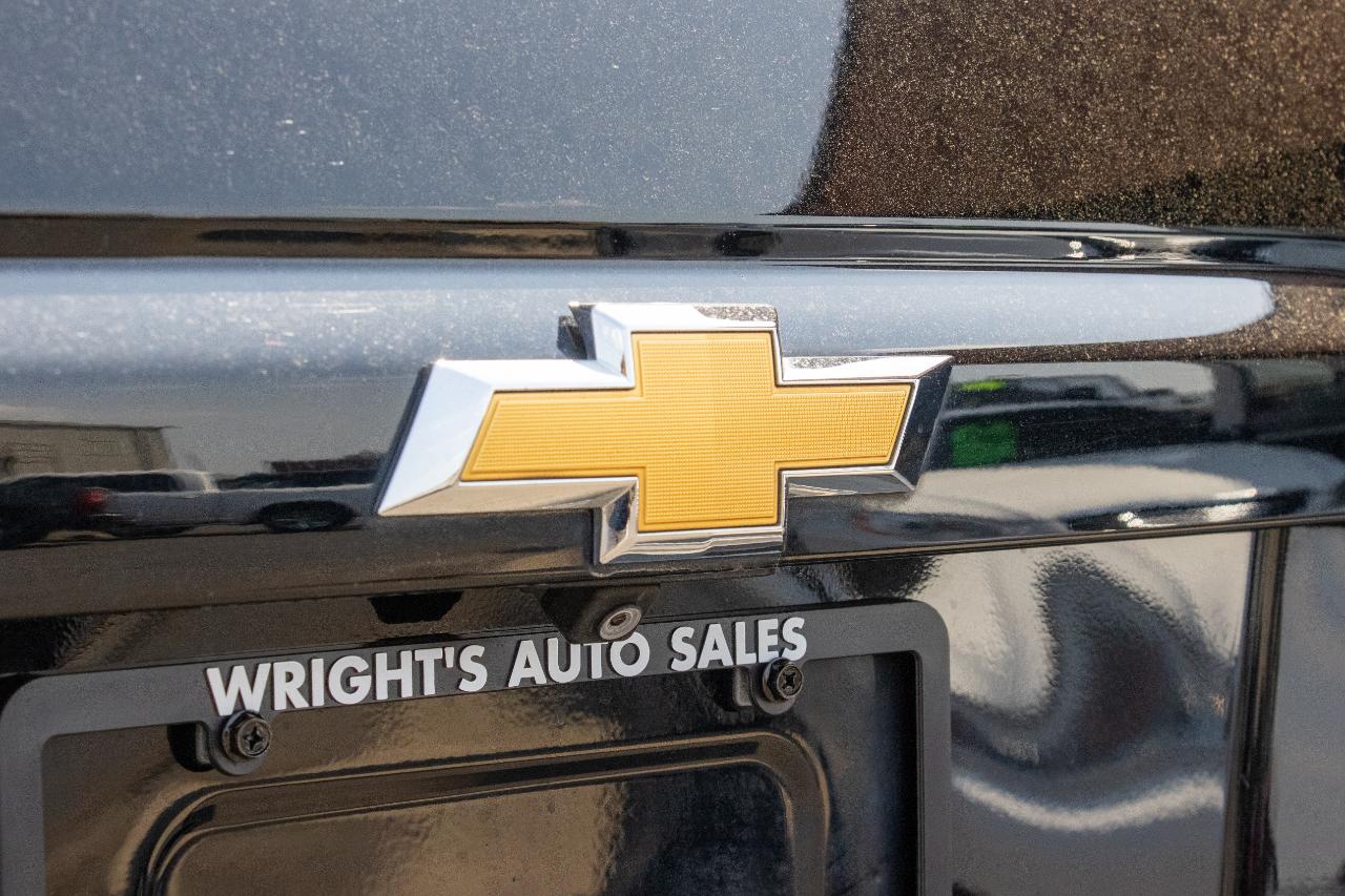 Chevrolet Suburban 4WD 4dr 1500 Premier 2017