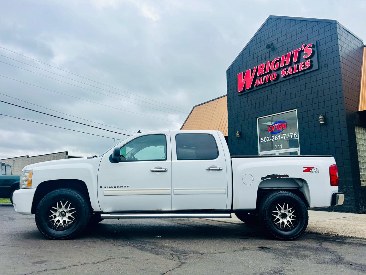 Chevrolet Silverado 1500 4WD Crew Cab 143.5" LT 2009