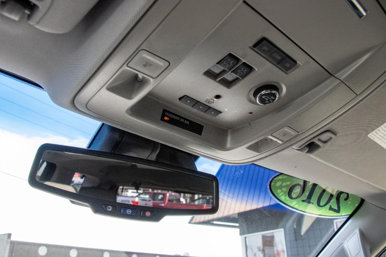 Chevrolet Tahoe 4WD 4dr Premier 2018