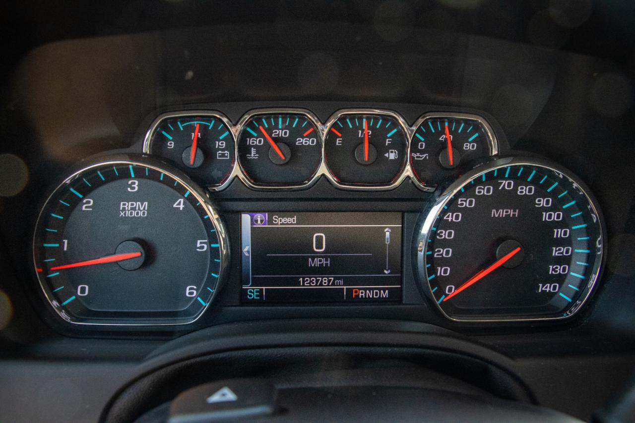 Chevrolet Tahoe 4WD 4dr Premier 2018