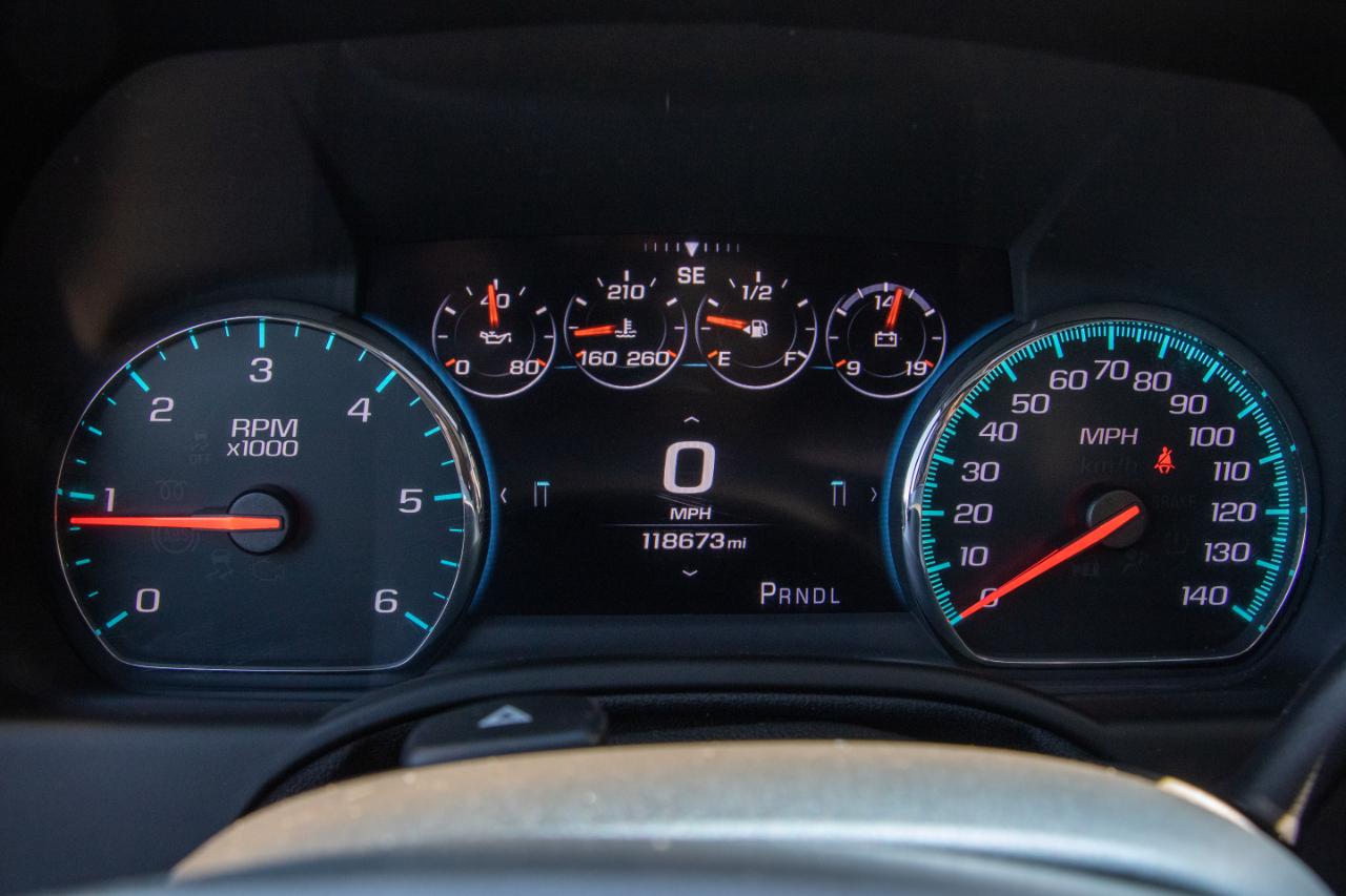 Chevrolet Tahoe 4WD 4dr Premier 2018