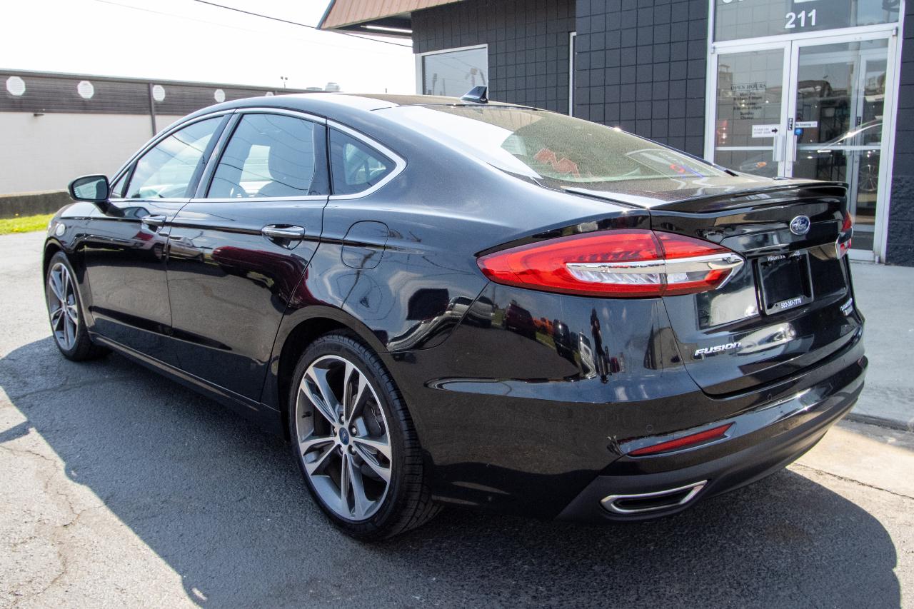 Ford Fusion Titanium FWD 2019