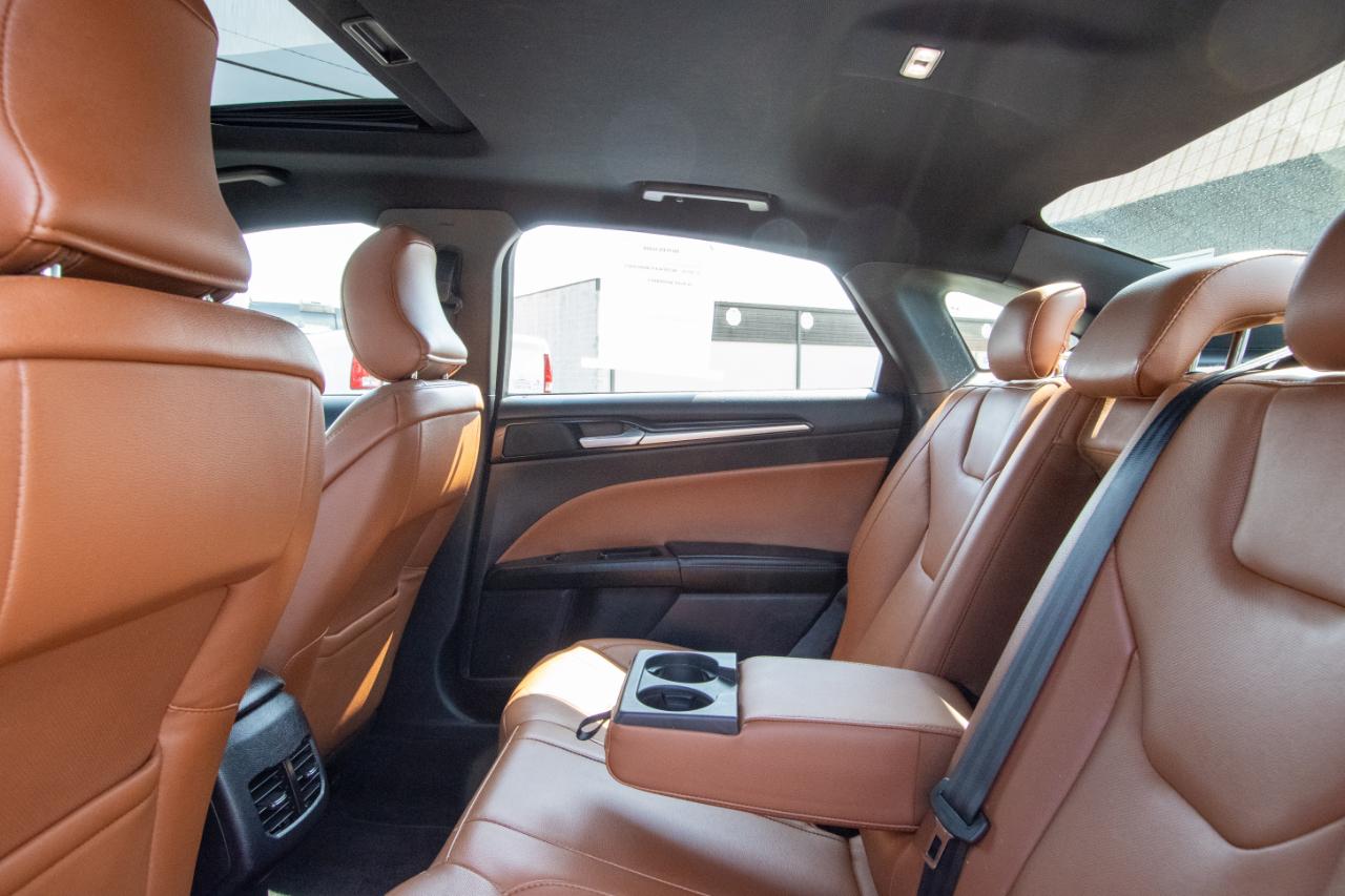 Ford Fusion Titanium FWD 2019