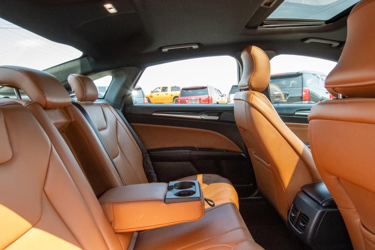 Ford Fusion Titanium FWD 2019