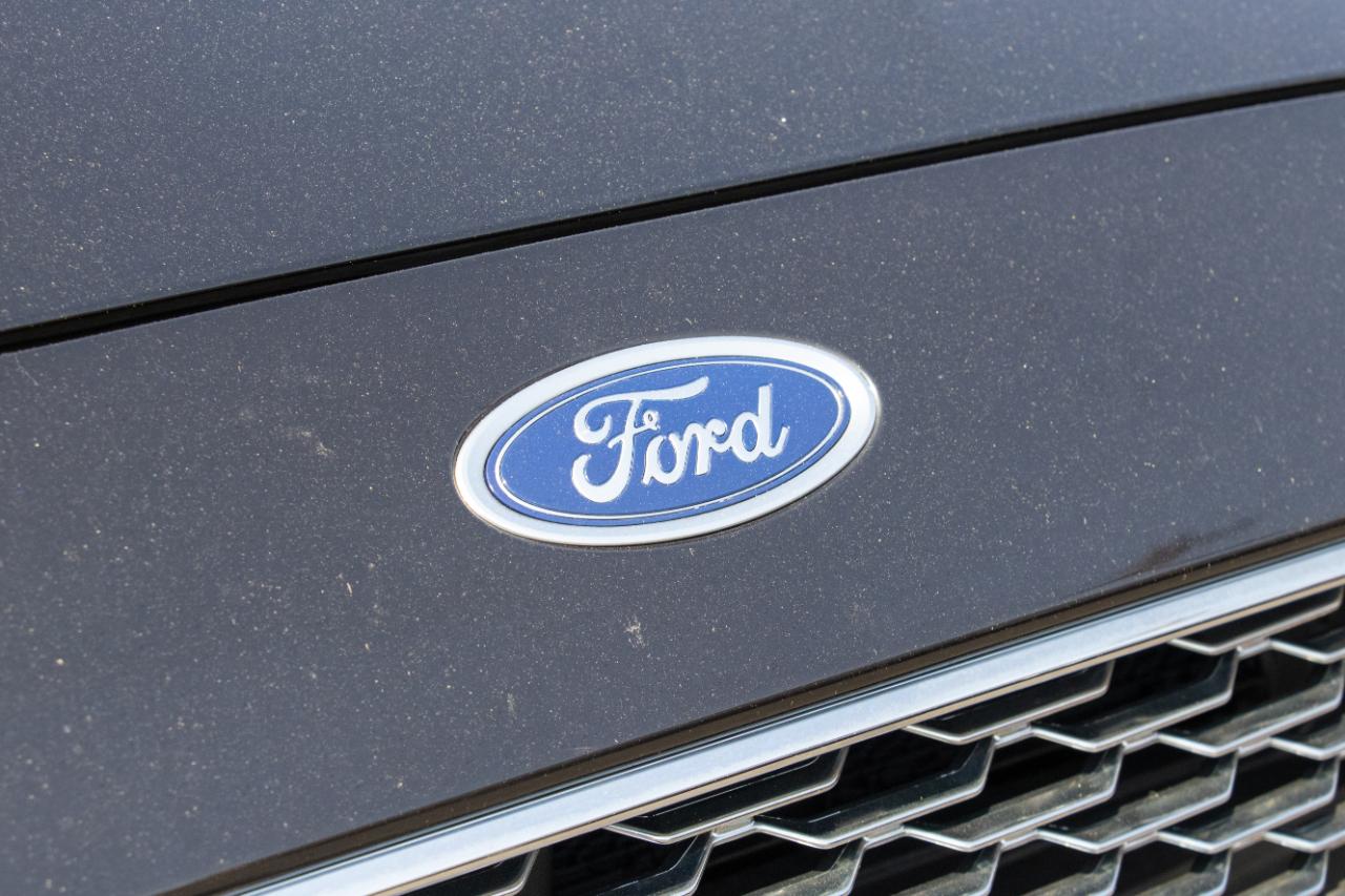 Ford Fusion Titanium FWD 2019