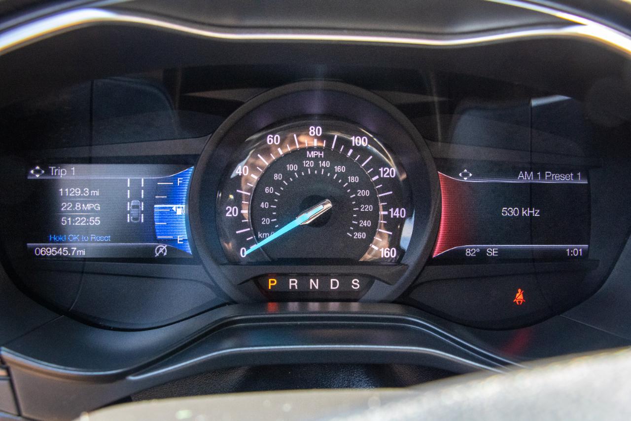 Ford Fusion Titanium FWD 2019