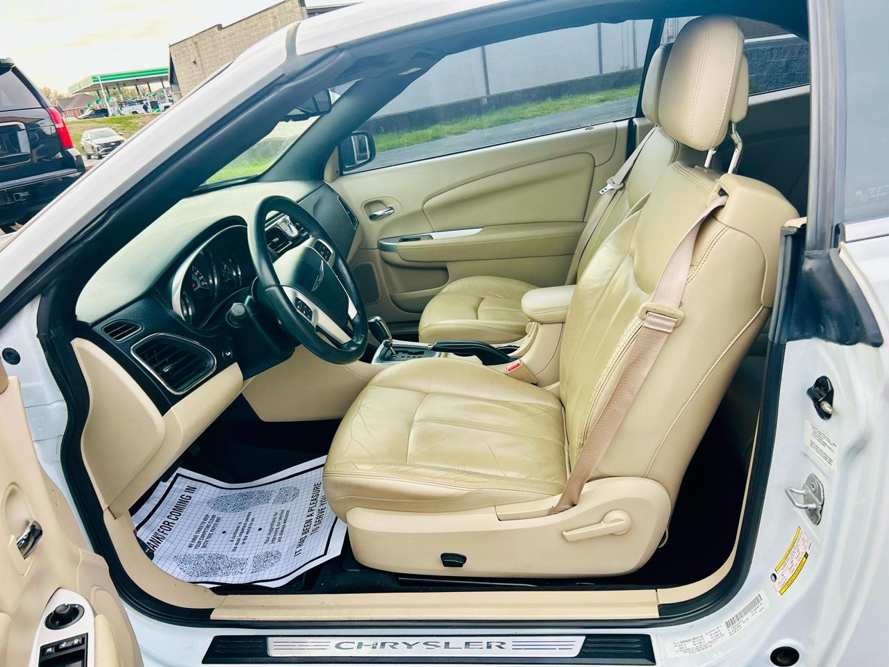 Chrysler 200 2dr Conv Limited 2013