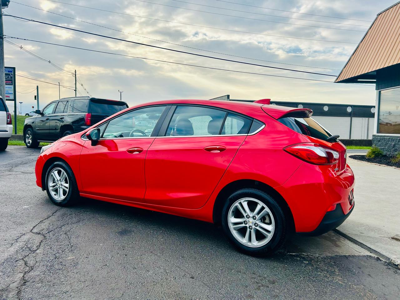 Chevrolet Cruze 4dr HB 1.4L LT w/1SD 2018