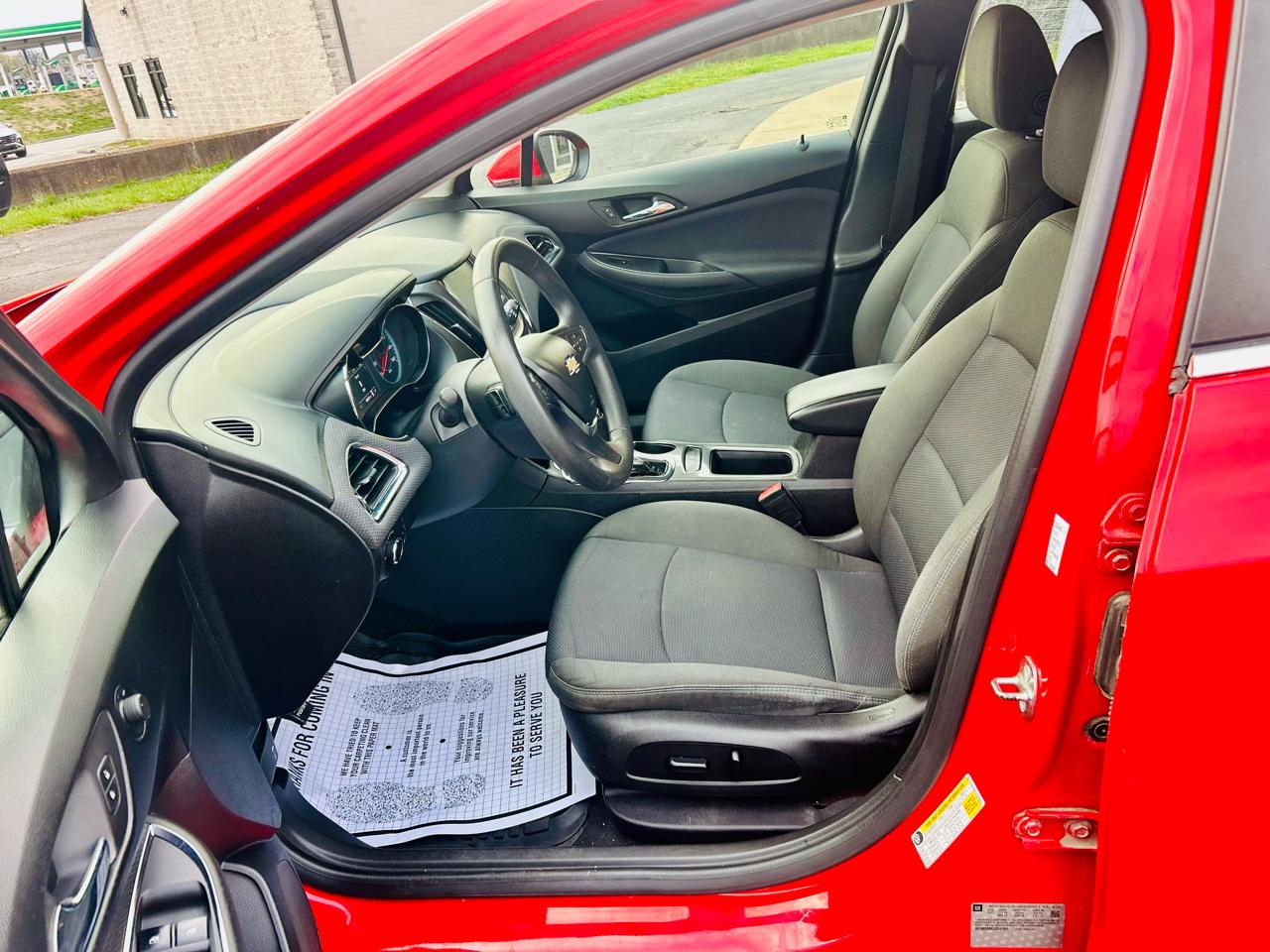 Chevrolet Cruze 4dr HB 1.4L LT w/1SD 2018