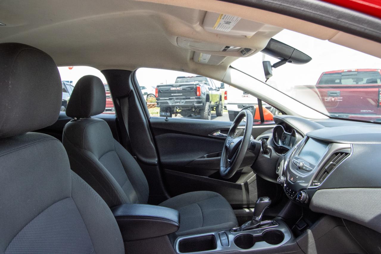 Chevrolet Cruze 4dr HB 1.4L LT w/1SD 2018