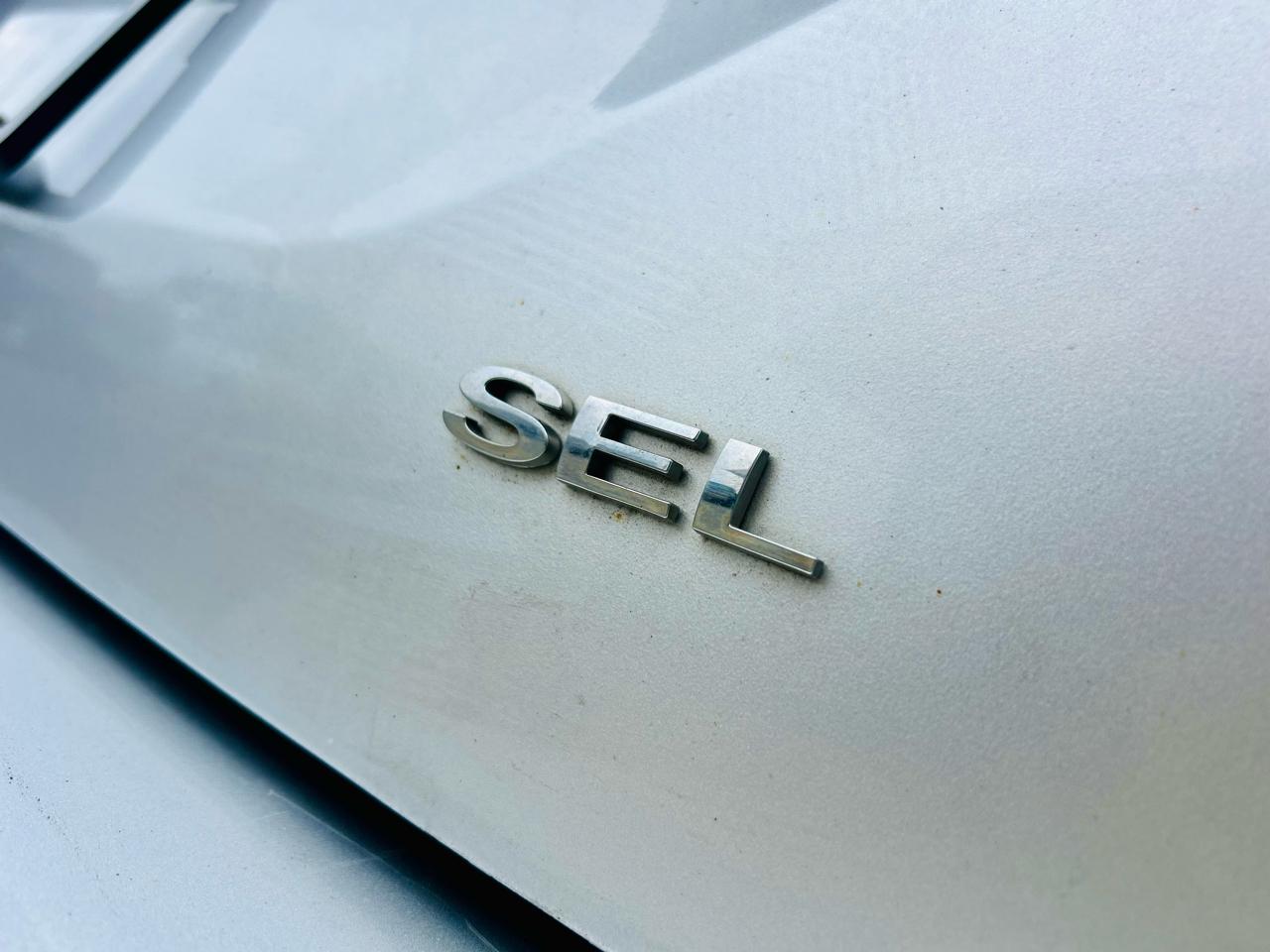 Ford Focus 4dr Sdn SEL 2012