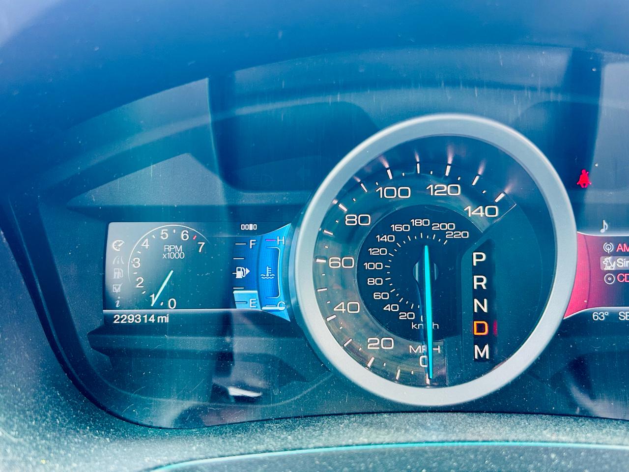 Ford Explorer 4WD 4dr XLT 2011