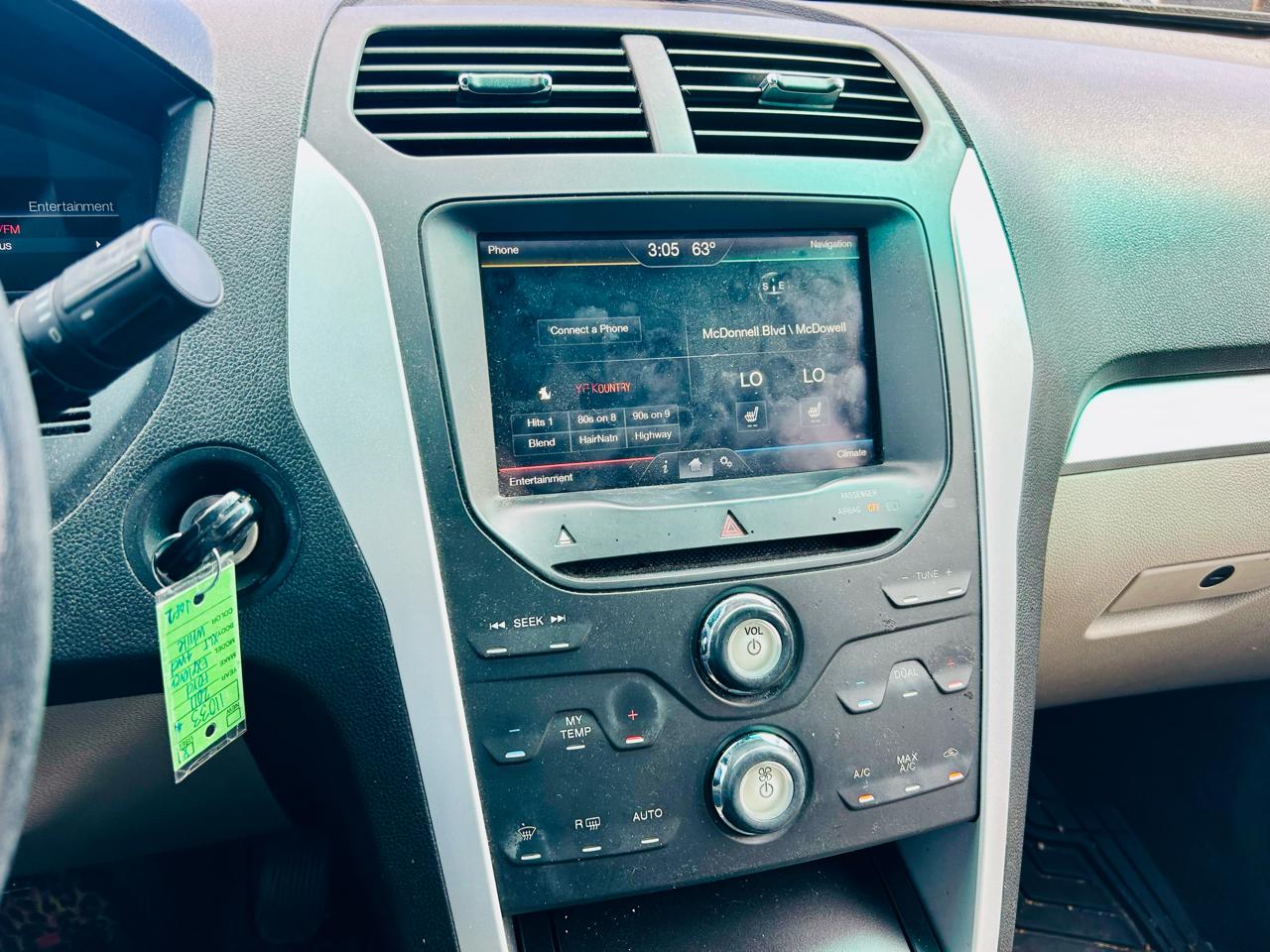 Ford Explorer 4WD 4dr XLT 2011