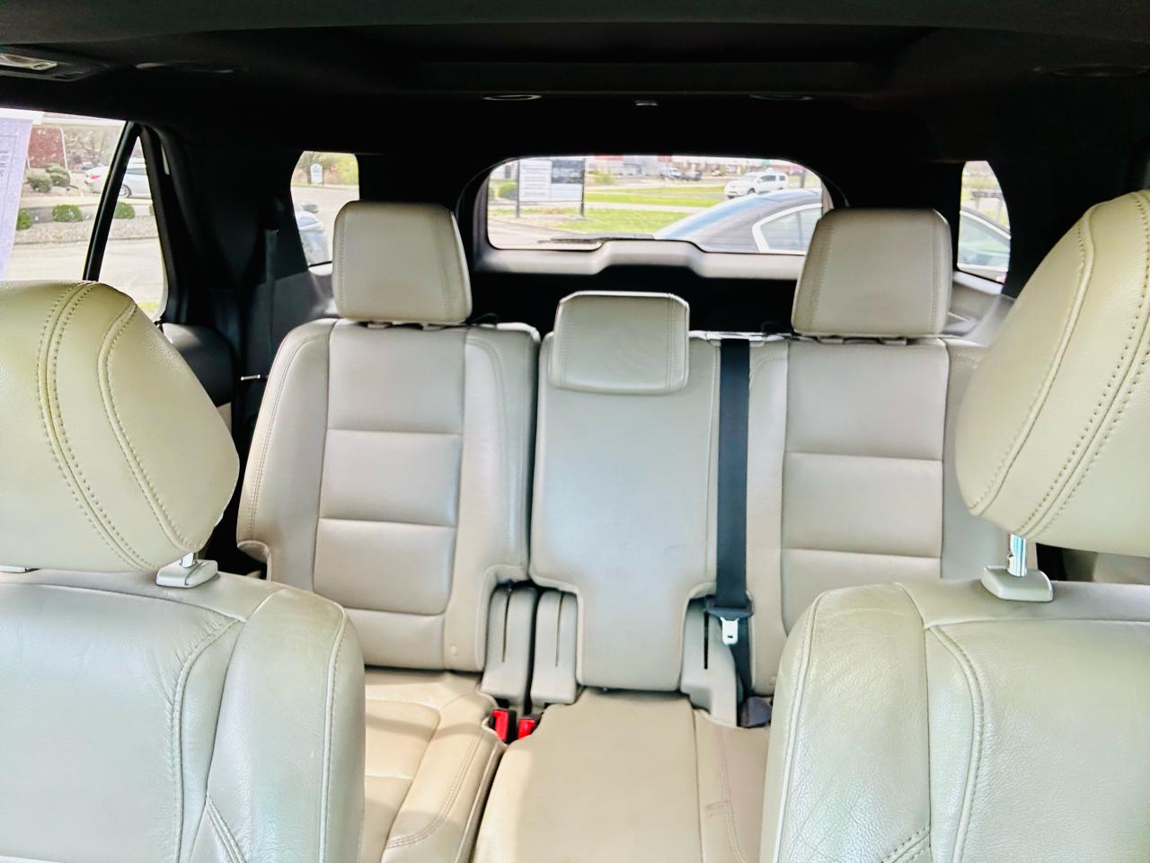 Ford Explorer 4WD 4dr XLT 2011