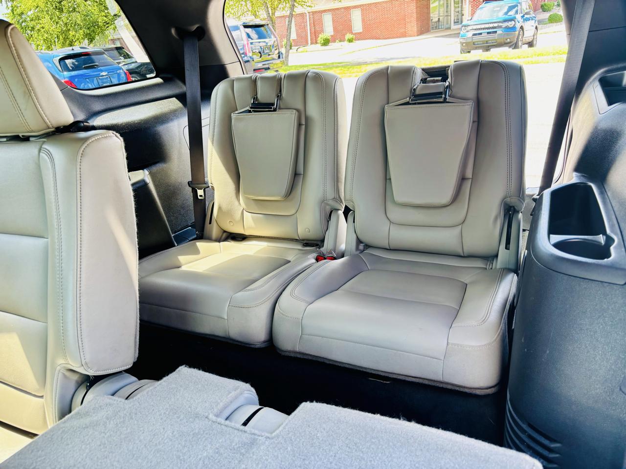 Ford Explorer 4WD 4dr XLT 2011